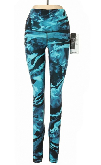 NWT Lululemon Outfit~ Lot of 2 pcs. Wunder Under - Picture 5 of 8